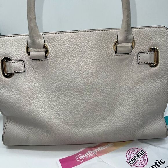 Michael Kors Hamilton Tote, Ivory Pebbled Leather - Picture 9 of 16